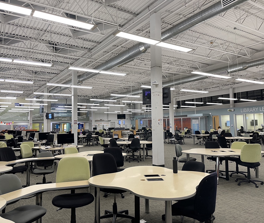 <ul> 
            <b>Learning Common</b><br>
            This space is the Learning Common at Sheridan College, located in S wing. It’s an indoor, permanent space designed with many tables and chairs to support group and individual study. The open layout and accessible resources make it ideal for students who want a quiet place to focus, collaborate, or access learning support.
          </ul> 